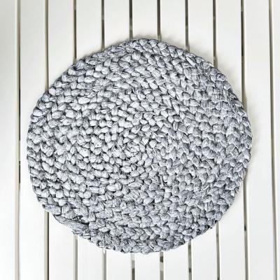 Fonott szürke színű alátét - kerek