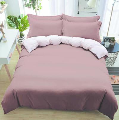 Rózsaszín hímzett paplanhuzat