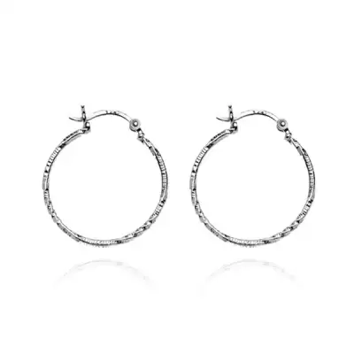 Kerek fülbevaló 925 ezüstből - tekert szögletes vonal, bemarások, 17 mm