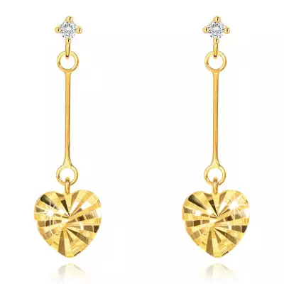 Fülbevaló 9K aranyból - szívecske sugaras bemetszésekkel, pálcika, átlátszó cirkónia