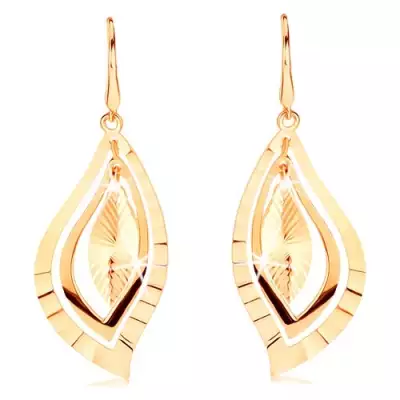 Fülbevaló 14K sárga aranyból - csillogó levélkék sugaras vésetekkel díszítve