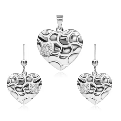 925 ezüst szett, fülbevaló és medál, szív hullámos vágatokkal és cirkóniákkal