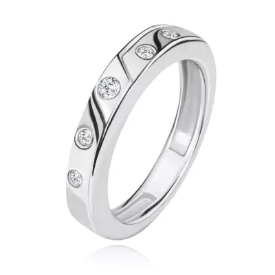 Ezüst karikagyűrű – finom vágás, öt beágyazott cirkónia - Nagyság_ 53