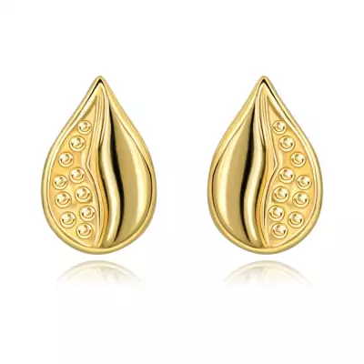 9 karátos arany fülbevaló könnycsepp alakú motívummal