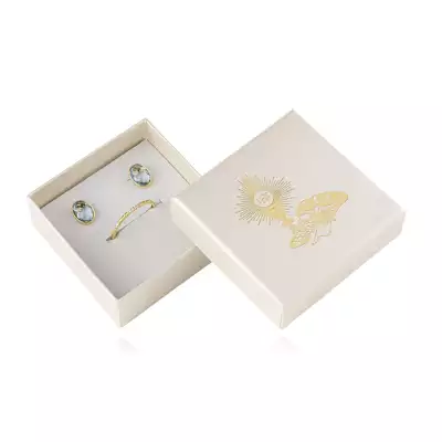 Ajándékdoboz ékszerekhez elsőáldozásra fehér