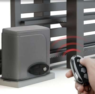 TIMBERTECH Tolókapu meghajtó 600 kg-ig 280 W