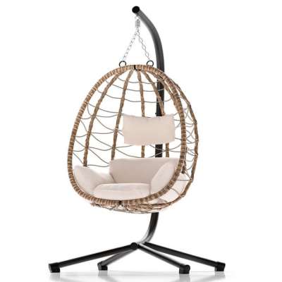 Rattan függőszék vázzal és párnával bézs