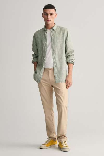 NADRÁG GANT SLIM SPORTS CHINOS DRY SAND