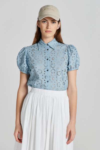 BLÚZ GANT REG BRODERIE ANGLAISE SS SHIRT DOVE BLUE