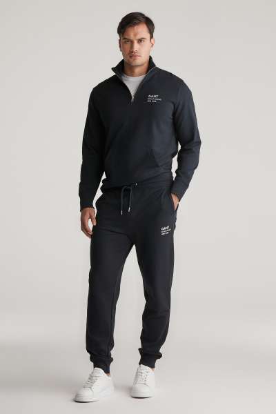 TRÉNINGNADRÁG GANT CRIPT GRAPHIC JEREY WEAT PANT BLACK