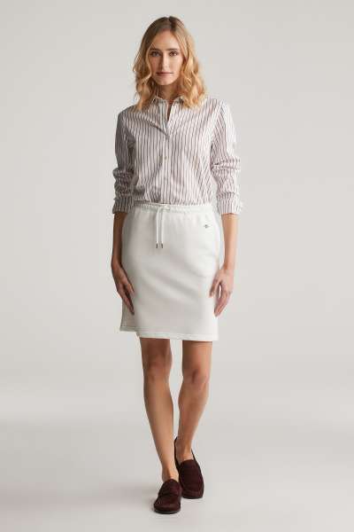 MELEGÍTŐSZOKNYA GANT REG SHIELD JERSEY SKIRT EGGSHELL