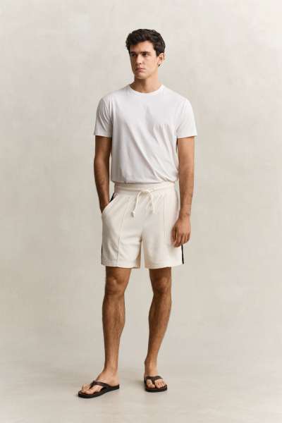 TRÉNINGRUHA RÖVIDNADRÁG GANT TOWELLING HORT CREAMED WHITE
