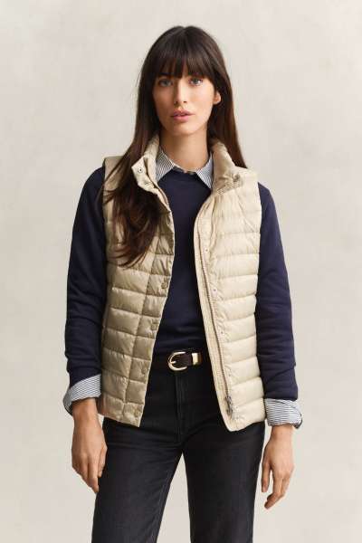 MELLÉNY GANT LIGHT DOWN VEST OAT BEIGE