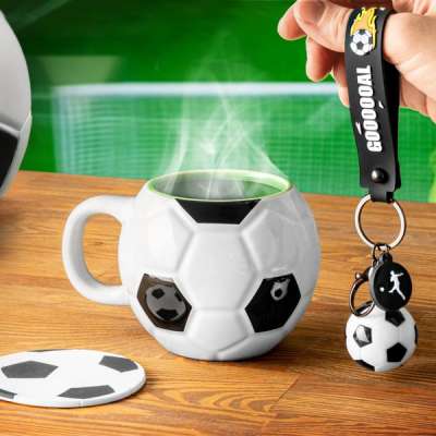 Focis ajándékkészlet (bögre, bögrealátét és kulcstartó)