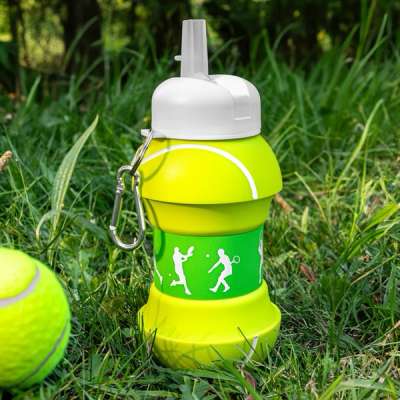 Összecsukható teniszlabda kulacs