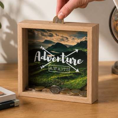 Adventure awaits fa persely