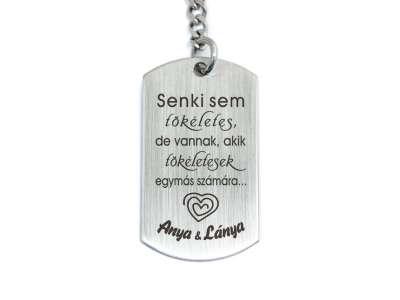 Tökéletes anya és lánya acél medálos kulcstartó