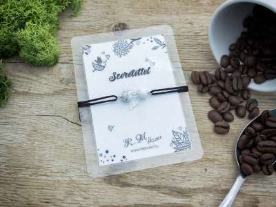 Szeretettel howlit angyal karkötő