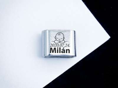 Kisfiam egyedi MoMents acél medál