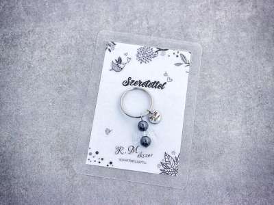 Szeretettel kulcstartó hematittal