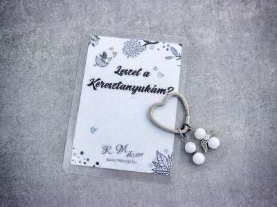 Leszel a Keresztanyukám kulcstartó tejkvarccal