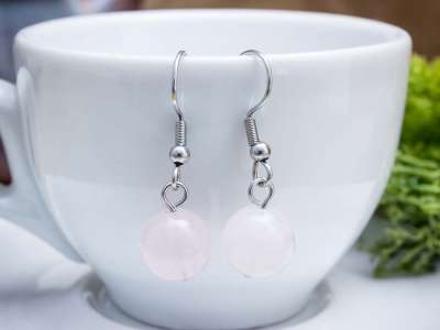 Rózsakvarc lógós fülbevaló 8mm