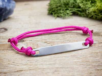 Gravírozható lapbetétes pink microcord karkötő