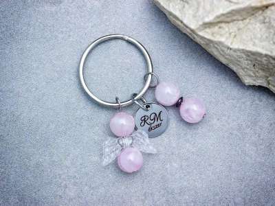 Szeretet angyala kulcstartó rózsakvarccal