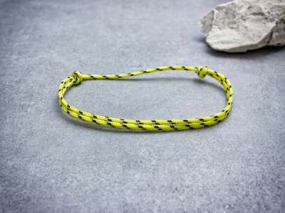 Egy esély sárga paracord bokalánc