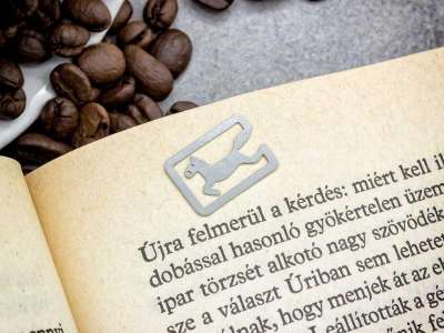 Vadló oldaljelölő acél könyvjelző