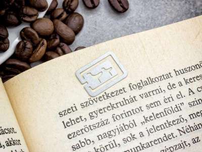 Madarak oldaljelölő acél könyvjelző