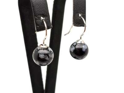 Fülbevaló golyó hópehely obszidián bedugós 10-10,5mm