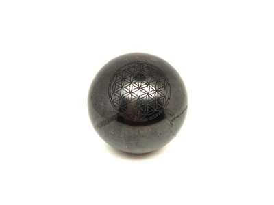 Shungit golyó életvirág gravírozott 6cm