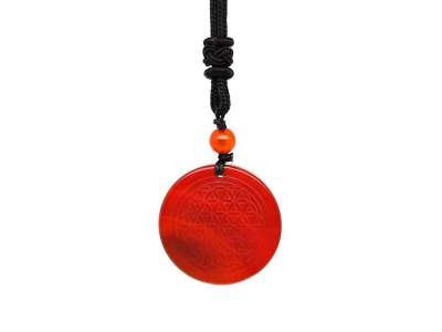 Kör életvirág karneol medál zsinóron 3,5cm