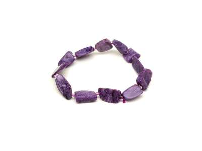 Csaroit amorf darabos karkötő 4-6x9-11x10-16mm