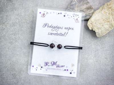 Pedagógus napra gránát angyal karkötő