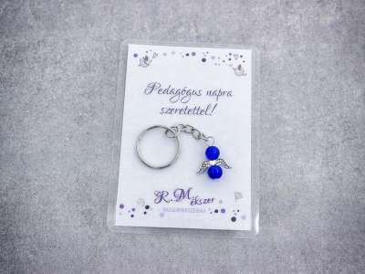 Pedagógus napra sötétkék angyal medálos kulcstartó