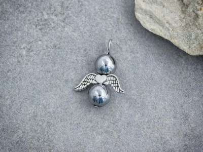 Vitalitás angyal hematit ásvány medál