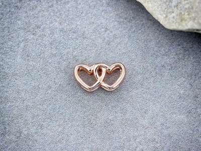 Örök Kapocs – Dupla Szív MoMents™ Charm Medál