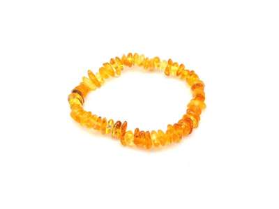 Borostyán splitter gumis karkötő