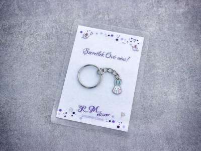 Szeretlek Óvó néni színes nyuszi medálos kulcstartó