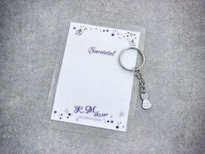 Szeretettel színes nyuszi medálos kulcstartó