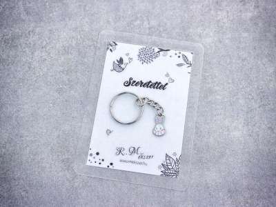 Szeretettel színes nyuszi medálos kulcstartó