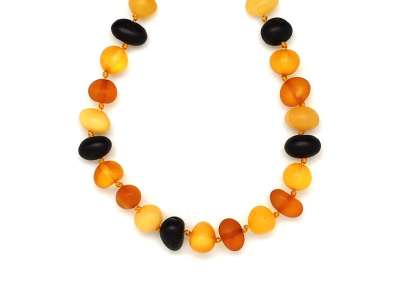 Borostyán kerekített matt vegyes nyaklánc 55cm