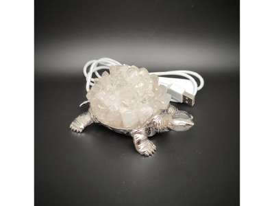 Hegyikristály teknős lámpa ezüst színben 10x8 cm USB csatlakozással