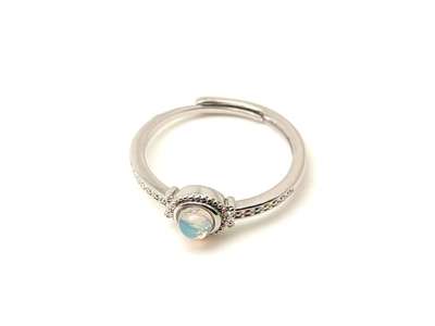 Lélekemelő opál ásvány gyűrű állítható 5mm