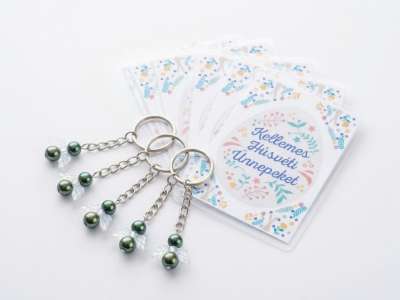 Tavaszi Szeretetcsomag – húsvéti hematit angyal kulcstartó 5db