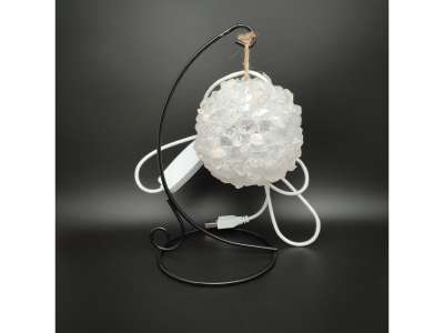 Hegyikristály gömb hangulatlámpa USB állvánnyal 7-8 cm