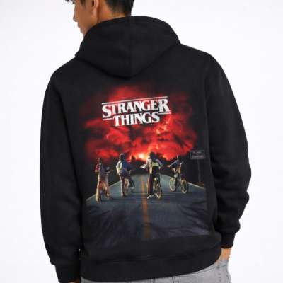 Mr. Tee Stranger Things Mindflayer Fluffy Hoody black