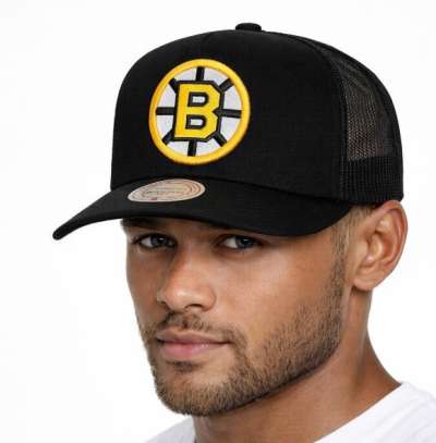 Mitchell & Ness NHL Evergreen Trucker Boston Bruins black